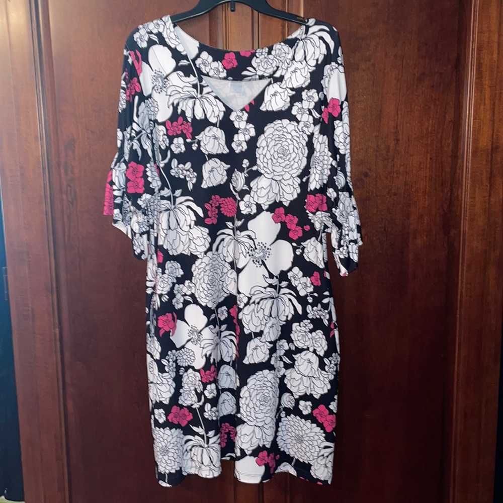 Storyline dress, size xl. Like new!